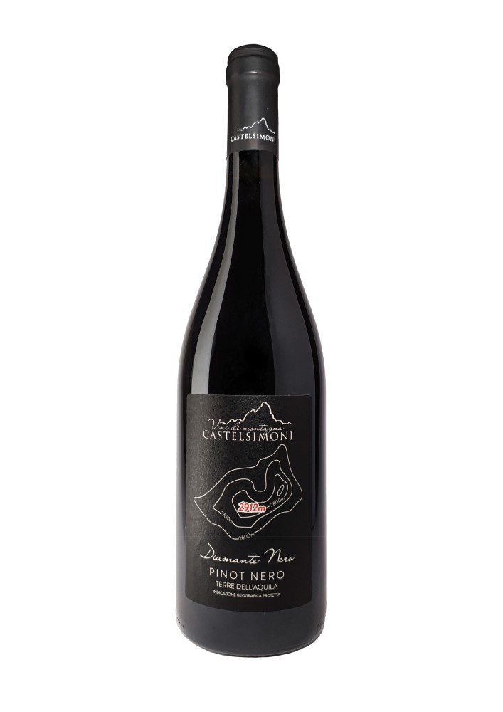 Diamante nero 2021 Pinot nero IGP Terre dell'Aquila Affinato 1 anno in botti grandi di rovere ed almeno 18 mesi in bottiglia da 0,75 lt